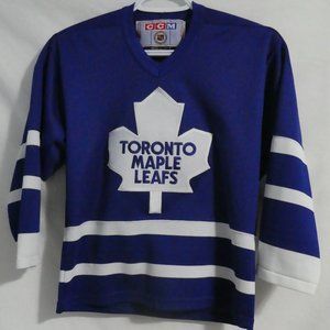 CCM Toronto Maple Leafs Jersey, Made In Canada, Boys small